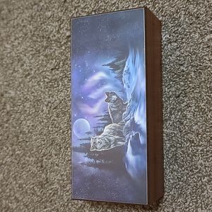 Great Smoky Mts. Box With Wolves